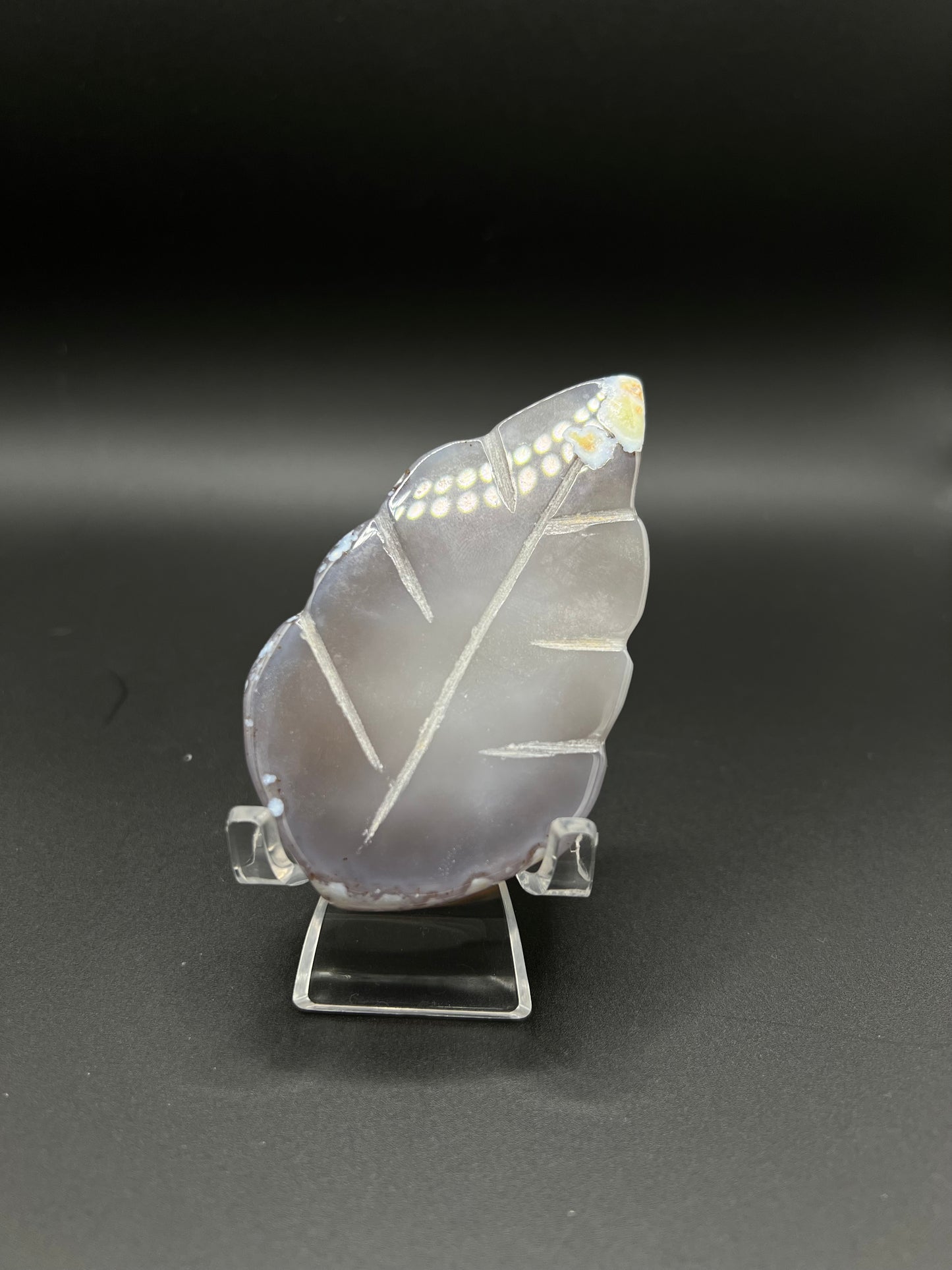 Agate Leaf Carving