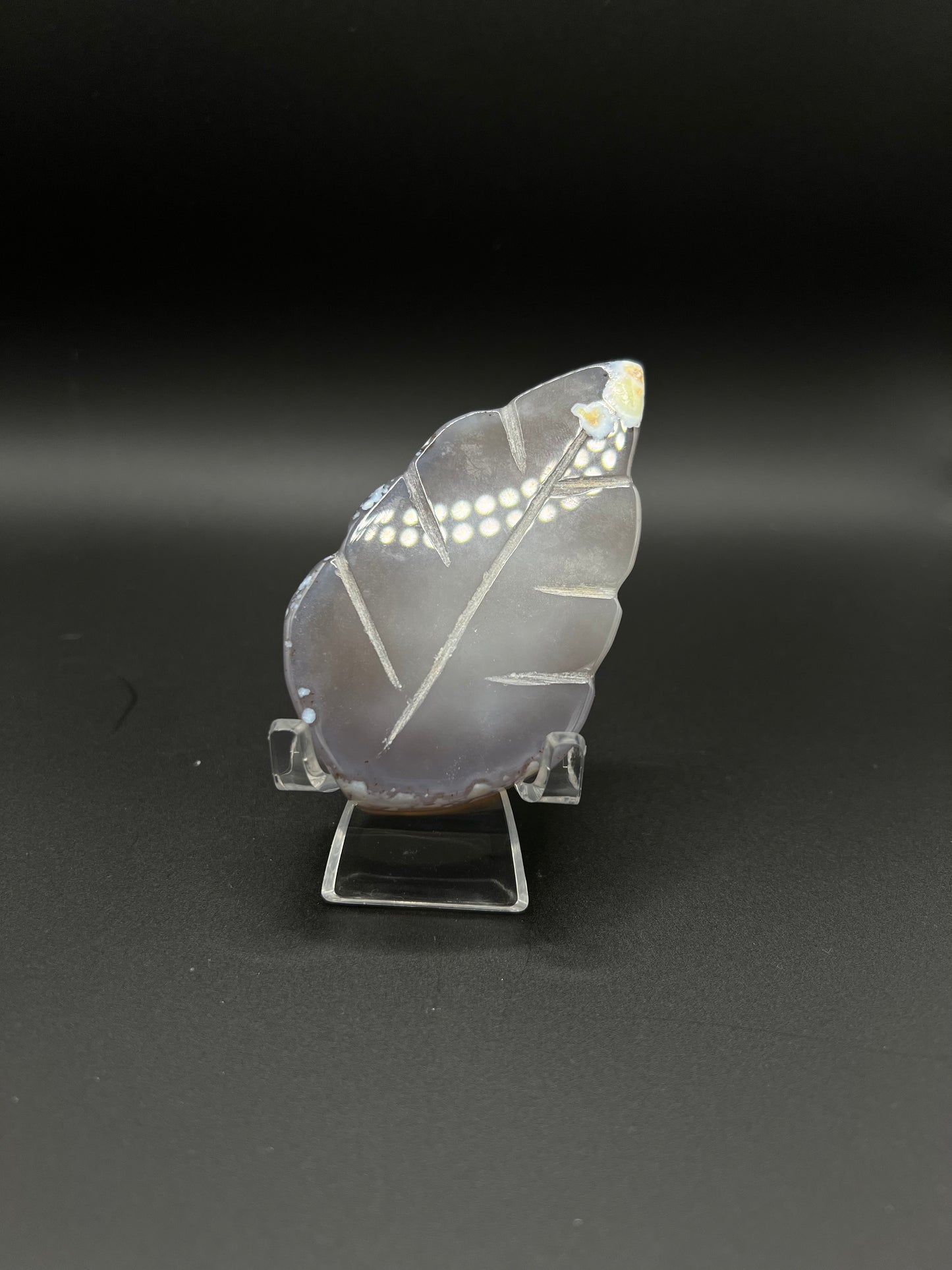 Agate Leaf Carving