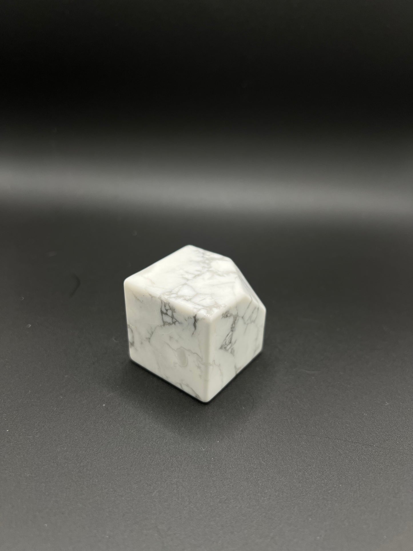 Howlite Cube