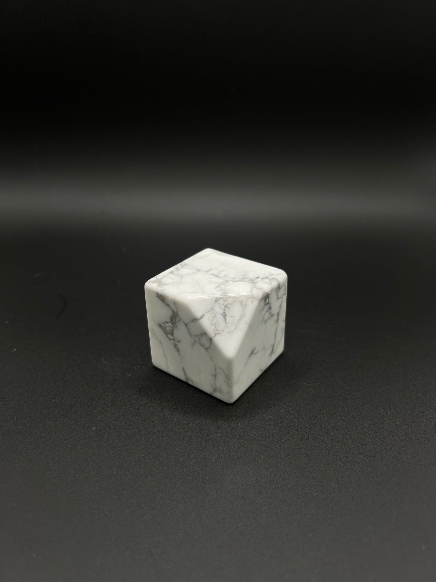 Howlite Cube