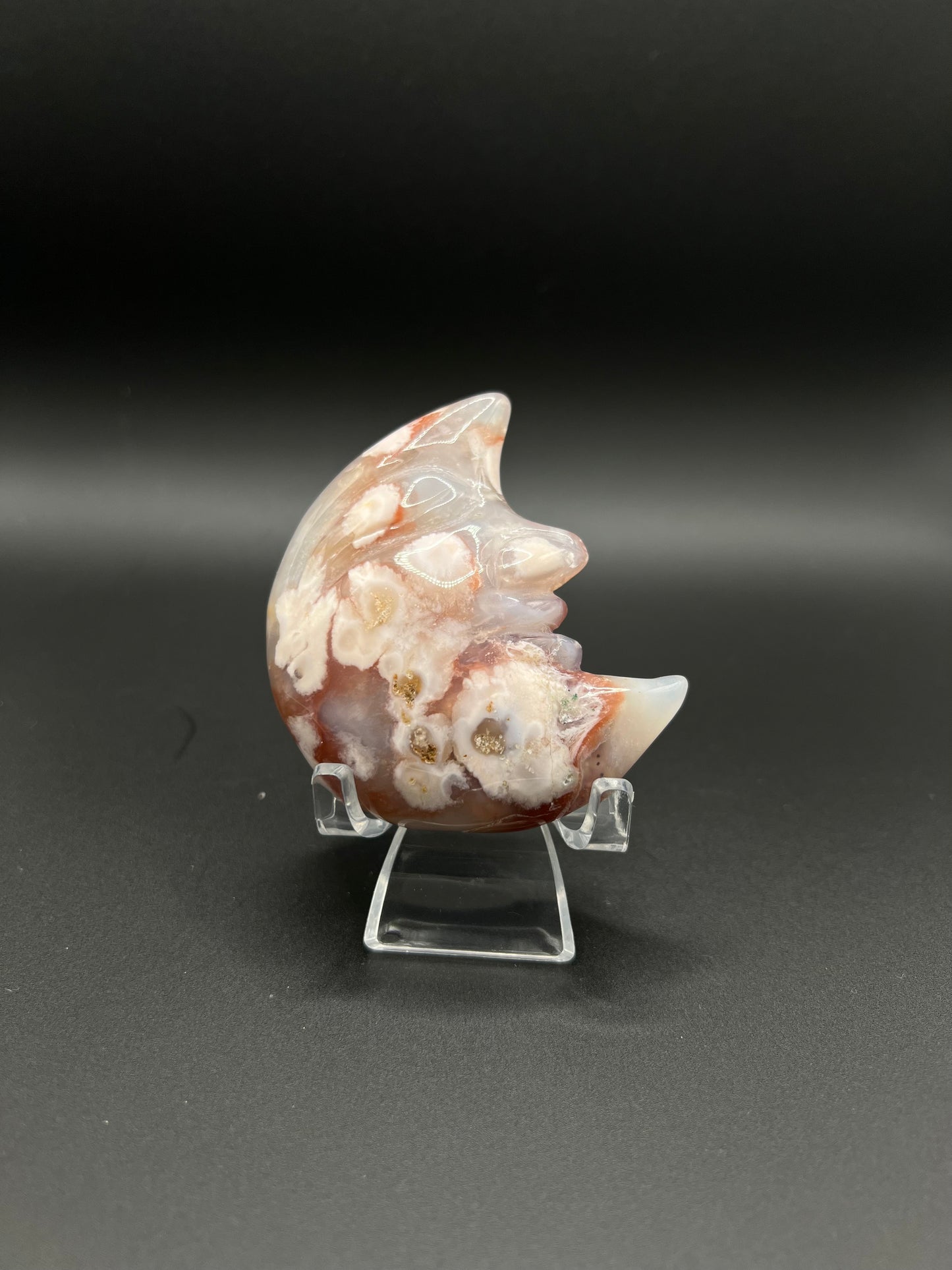 Flower Agate Moon Face Carving